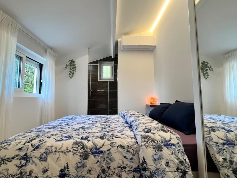 9 Ecluses Canal Du Midi-Maison T3 Belle Vue Avec Piscine Beziers Ngoại thất bức ảnh